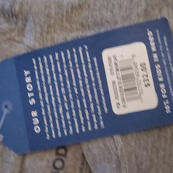 LIFE IS GOOD π WInter Collection - Price is Per Shirt! - RRP$32 NWT - You $21 - Picture 9 of 10